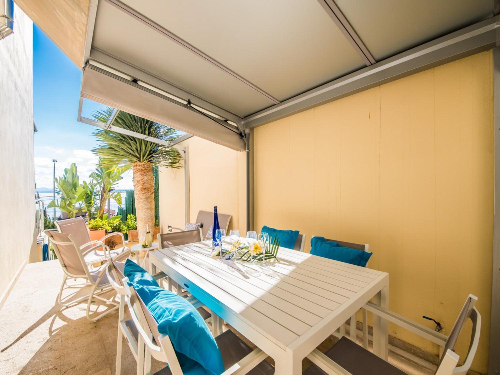 Ferienhaus Stunning With Private Terrace *