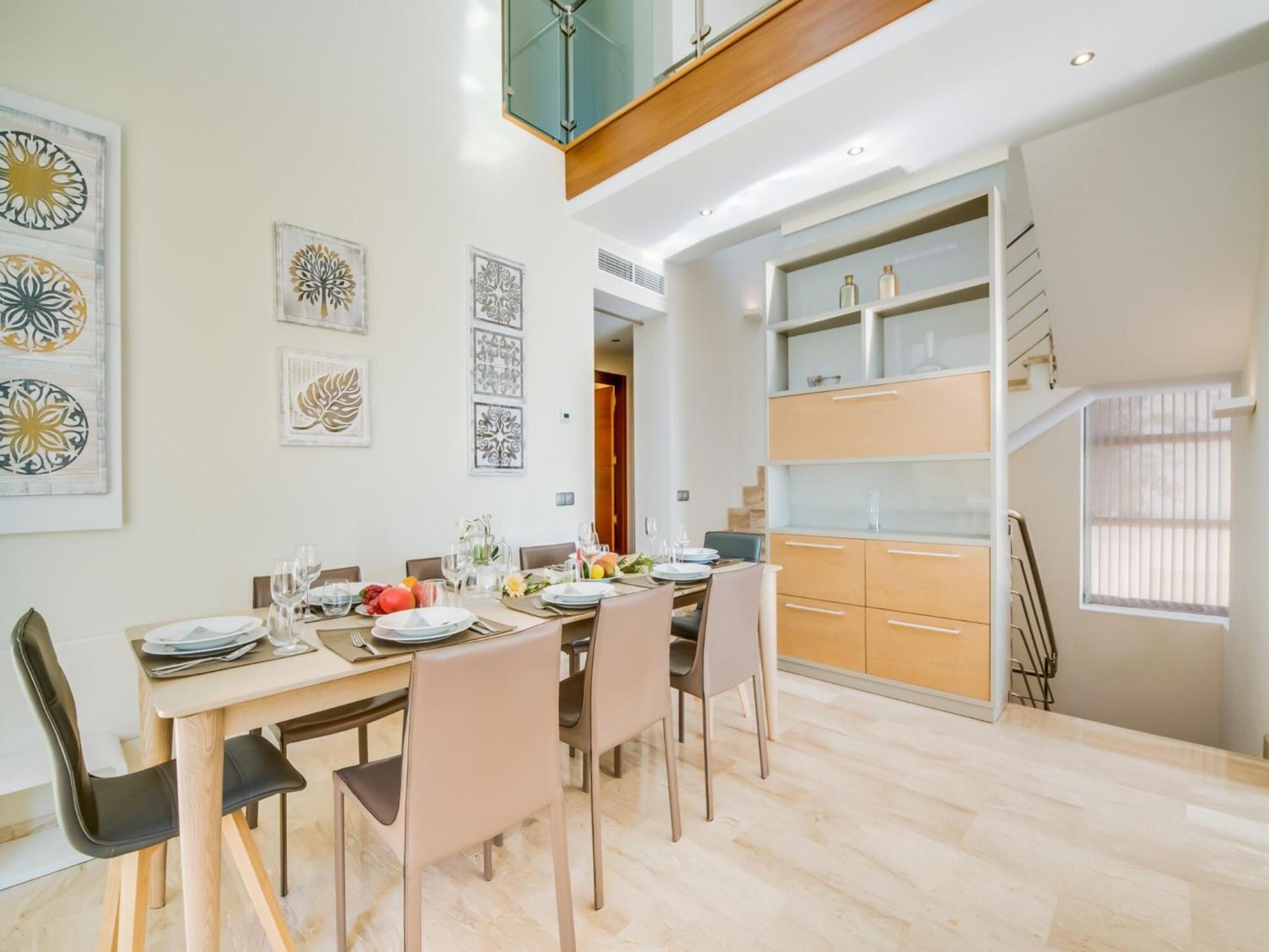 Stunning With Private Terrace Ferienhaus
